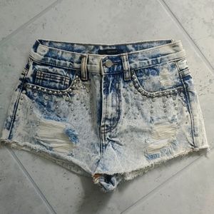Forever21 size 24 cheeky denim shorts